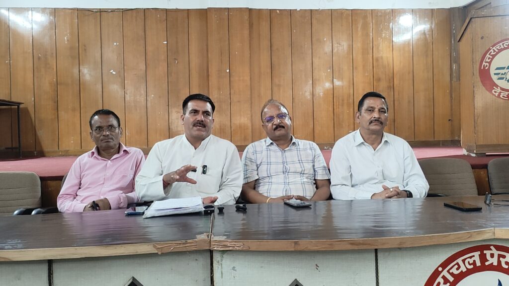 उत्तराखण्ड ठेकेदार संयुक्त जन मंच समिति ने राज्य सरकार की नीतियों पर किया तीखा हमला, पंजीकृत ठेकेदारों का भुगतान आज तक लंबित । NIU