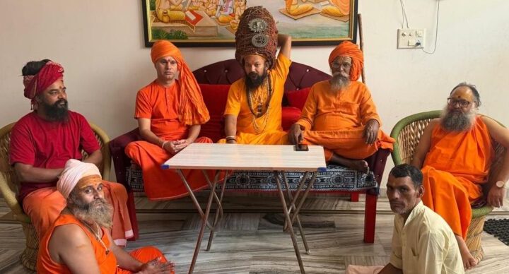कुंभ की तैयारियों को लेकर साधु समाज ने किया मंथन कुंभ की तैयारियों को लेकर साधु समाज ने किया मंथन