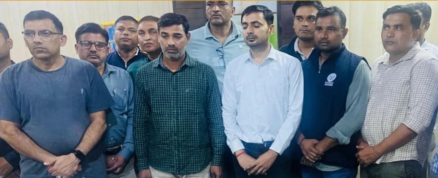 जिला खनन अधिकारी रिश्वत लेते रंगे हाथ गिरफ्तार, 68 लाख कैश बरामद