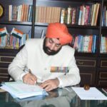 पूरा हो रहा राज्यपाल रिटायर्ड लेफ्टिनेंट जनरल गुरमीत सिंह का कार्यकाल, कौन होगा उत्तराधिकारी? या बढ़ाया जाएगा कार्यकाल? । NIU