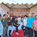 सिख-पंजाबी समाज का धरना लगातार जारी, आज गुरुवाणी से हुई दिन की शुरुआत, आकांक्षा हेतू जल्द गिरफ्तारी की मांग । NIU