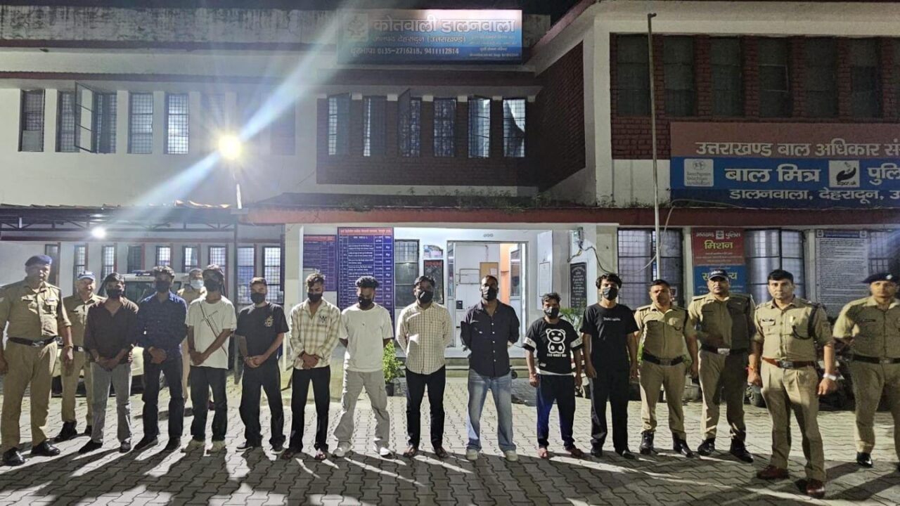 कोरोनेशन हॉस्पिटल के हुड़दंगियों पर दून पुलिस का करारा प्रहार, पुलिस ने 10 युवकों को चिन्हित कर किया गिरफ्तार। NIU