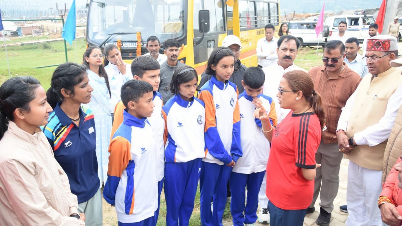 जल्द ही लोहाघाट की बालिकाएं जाएंगी देहरादून स्थित महाराणा प्रताप स्पोर्ट्स कॉलेज के शैक्षणिक भ्रमण पर, मंत्री रेखा आर्या ने प्रधानाचार्य को दिए निर्देश । NIU