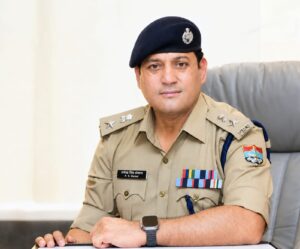 देहरादून: पुलिस कप्तान ने किए उप निरीक्षकों के तबादले, जानिए किन्हें कहाँ मिली नवीन तैनाती। NIU देहरादून: पुलिस कप्तान ने किए उप निरीक्षकों के तबादले, जानिए किन्हें कहाँ मिली नवीन तैनाती। NIU