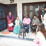मुख्य निर्वाचन अधिकारी ने किया देहरादून में स्थलीय निरीक्षण, रायपुर विधानसभा क्षेत्र के सारथी विहार में सुपर चैकिंग कर जांचे दस्तावेज । NIU