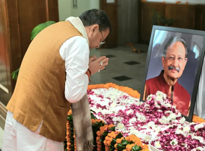मुख्यमंत्री श्री पुष्कर सिंह धामी  ने विधानसभा में पूर्व मुख्यमंत्री स्वर्गीय मेजर जनरल भुवन चन्द्र खण्डूड़ी को दी भावभीनी श्रद्धांजलि