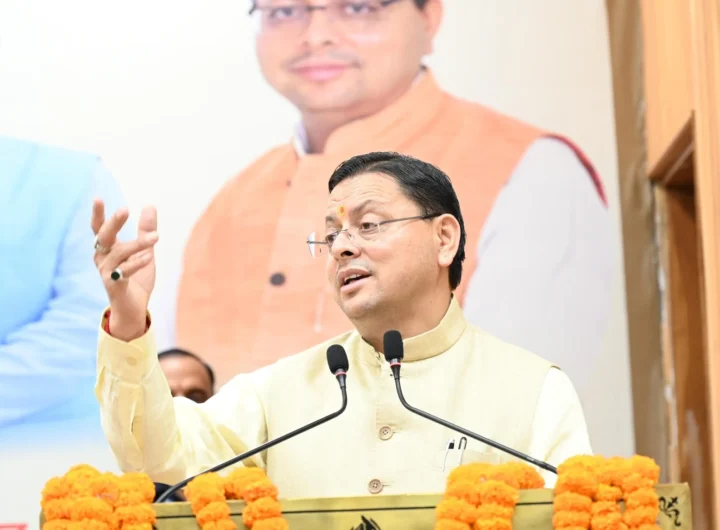 मुख्यमंत्री पुष्कर सिंह धामी ने जनपदीय पुलिस में महिला आरक्षियों के पद बढ़ाकर 2000 किए जाने के प्रस्ताव को दी मंजूरी मुख्यमंत्री पुष्कर सिंह धामी ने जनपदीय पुलिस में महिला आरक्षियों के पद बढ़ाकर 2000 किए जाने के प्रस्ताव को दी मंजूरी