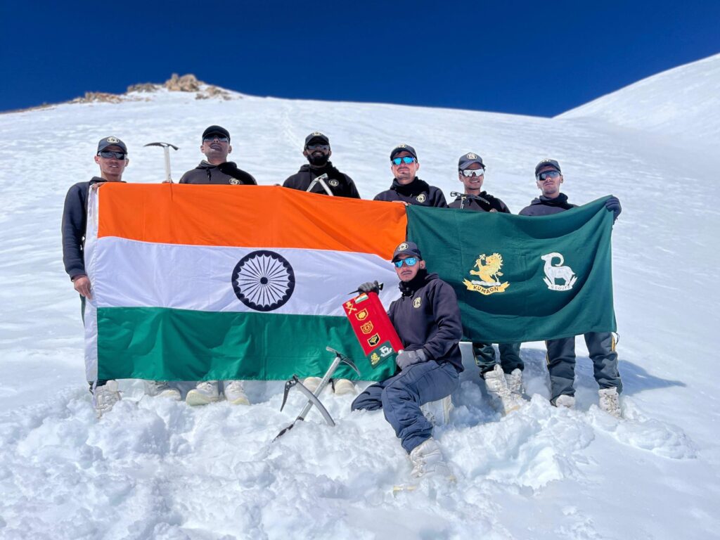 कुमाऊँ स्काउट्स ने जीता दिल,फतह किया दारमा पर्वत,पर्वतारोहण अभियान के साथ चिकित्सा शिविर, वृक्षारोपण और पर्यावरण संरक्षण का दिया संदेश । NIU