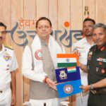 माउंट मुकुट ईस्ट का ऐतिहासिक आरोहण कर लौटे भारतीय तटरक्षक बल एवं एचएमआई के संयुक्त अभियान दल का मुख्यमंत्री ने किया फ्लैग-इन। NIU