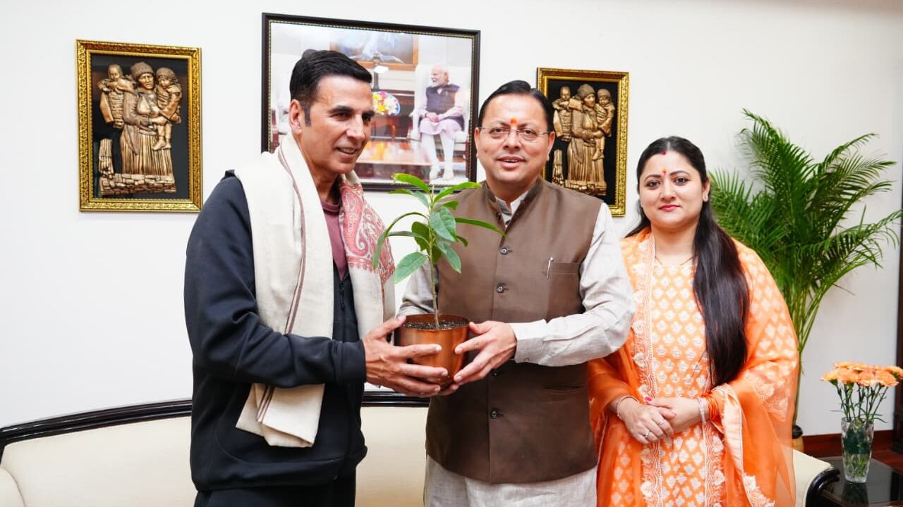 CM धामी से प्रसिद्ध फिल्म अभिनेता अक्षय कुमार ने की शिष्टाचार भेंट,प्रदेश में फिल्म निर्माण की संभावनाओं पर हुई चर्चा । NIU
