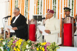 डॉ. ढाल सिंह बिसेन ने उत्तराखण्ड के राज्यपाल पद की ली शपथ, संवैधानिक मूल्यों की रक्षा, राज्य सरकार और जनता के साथ मिलकर शिक्षा, स्वास्थ्य व जनकल्याण को गति देना प्राथमिकता: राज्यपाल