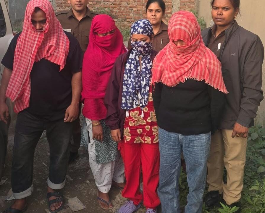 जिस्मफरोशी के धंधे का दून पुलिस ने किया पर्दाफाश, वेश्याओं के साथ दलाल भी हुए गिरफ्तार। NIU