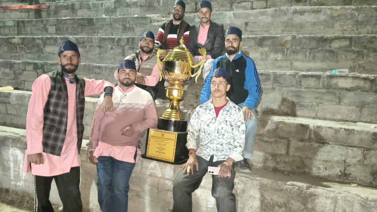 चौपाल में पहली अंतरराज्यीय ठोड़ा खेल एवं सांस्कृतिक प्रतियोगिता संपन्न । NIU चौपाल में पहली अंतरराज्यीय ठोड़ा खेल एवं सांस्कृतिक प्रतियोगिता संपन्न । NIU